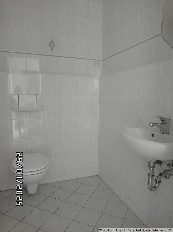 WC WC