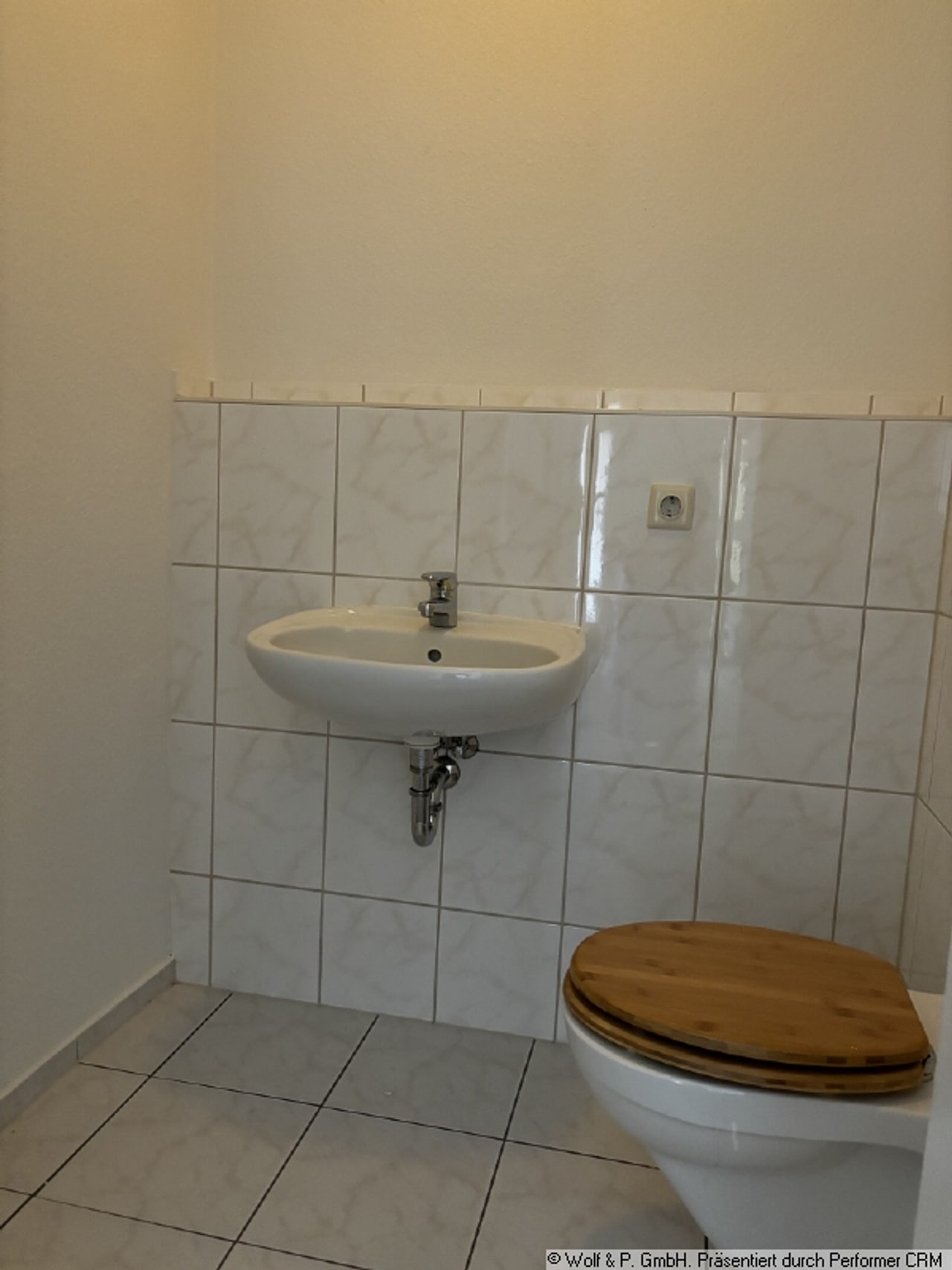WC WC